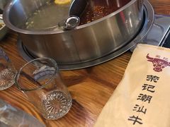 鸳鸯锅底-荣记潮汕牛肉火锅(仙鹤街店)