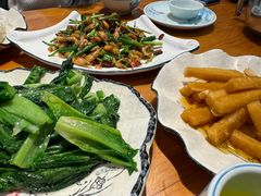 -梁姐啤酒鱼(兴坪古镇店)