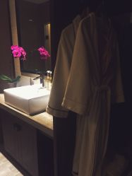 -诗泥SPA