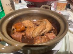 猪手煲土鸡-麓湘小镇(开福万达广场店)