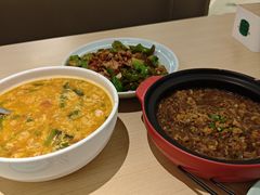 -吕氏疙瘩汤·新鲁菜(新贵和店)