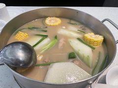 -肥仔文澳门猪骨煲(南京西路店)