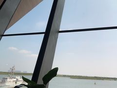 -抱抱地球咖啡馆(国家海洋博物馆店)