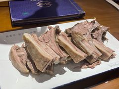 手抓羊肉-青海名吃尕张娃非遗烤肉(海湖总店)