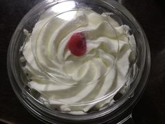-红宝石·鲜奶小方·海派西点房(南丹店)