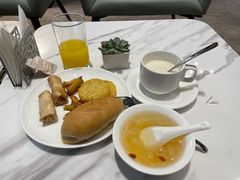 -上海尊茂酒店