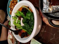 手捏菜炒蘑菇-新白鹿餐厅(爱琴海购物中心店)