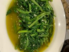 -丁里羊肉小镇(天鹅湖总店)