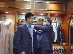 -德川洋服西服礼服订制·丽都皇冠店