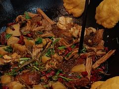 -70後铁锅炖(坡博总店)