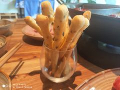 茴香小油条-白乐天毛肚火锅馆(解放碑店)
