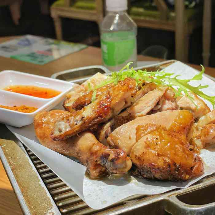惜湖餐厅(长兴九汇城店)-"[薄荷]环境:环境一般,餐桌之间略显拥挤.