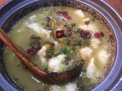 -周鱼小馆石锅酸菜鱼(活力汇店)