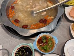 -光头药膳鸡(莱茵小镇店)