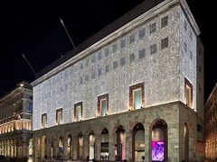 -文艺复兴百货(米兰大教堂广场店)