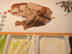 -荷塘秋月·本帮江浙菜(国权路店)