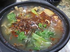 牛尾丸子砂锅-清真·穆萨砂锅(大皮院店)