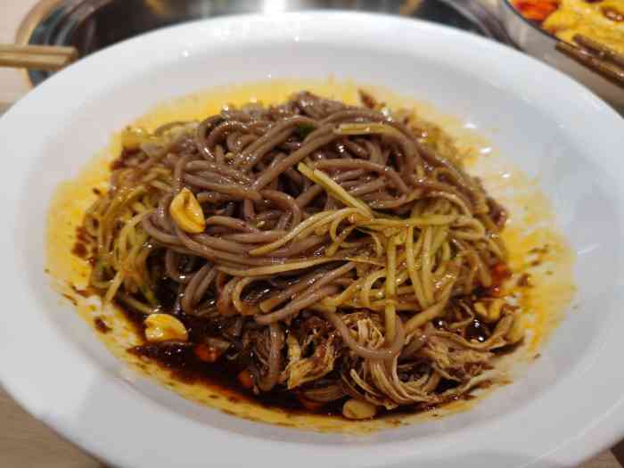 鱼(江阴八佰伴南门店)-"本素酸菜鱼是一家连锁的专吃酸菜鱼的餐饮店