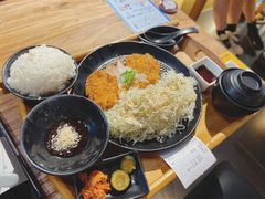 清爽日式炸猪排定食-雷门拉面·现熬骨汤(凯德来福士店)