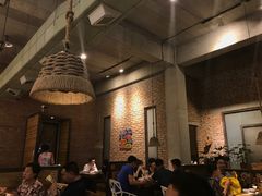 大堂-苹果树下艺术餐厅(宋庄店)