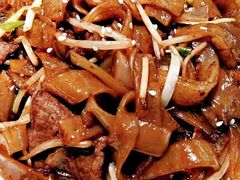 招牌干炒牛河-新大咀港式茶餐厅(宝山万达店)