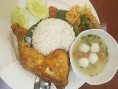 -小槟城美食馆
