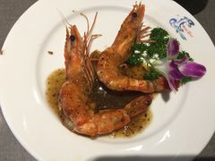 -小天鹅戴斯酒店鲸鲨百汇创作料理