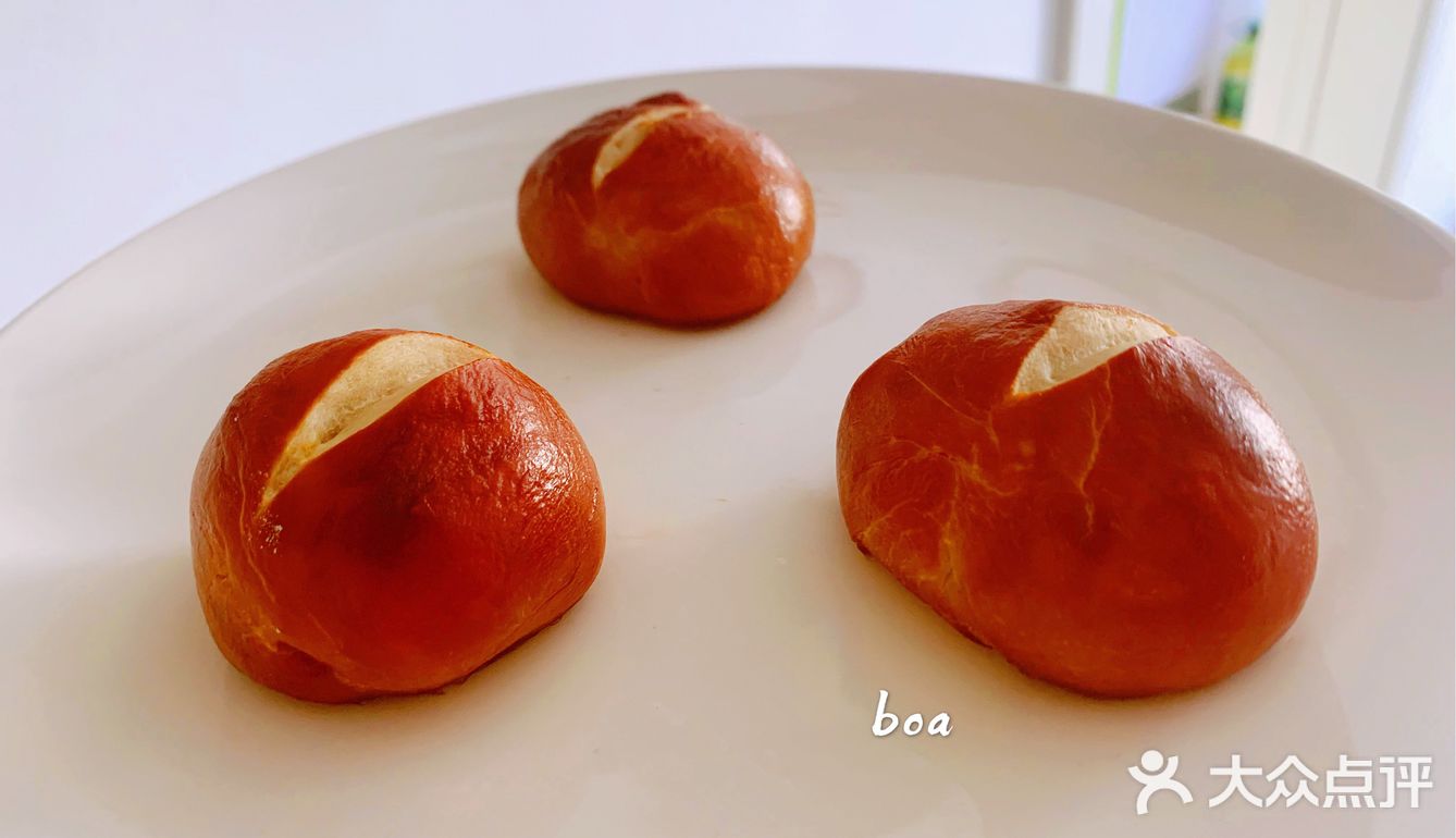 不需要鸡蛋就可以做，光面粉，并没有那么高的热量！