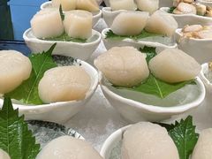 -雍容荟帝王蟹活龙虾展台自助(IFS黑金店)