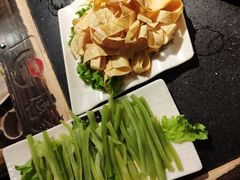 -唇辣号重庆老火锅(燕郊鑫乐汇店)