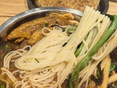 -柳州肥姨妈大骨螺蛳粉(万达中心店)