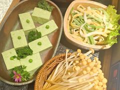 -季季山·云南野生菌火锅(上海首店)