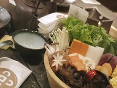 -湊湊火锅·茶憩(新中关购物中心店)