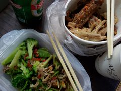 -茶颜悦色(嘉顿一楼吉时赏味游园会店)