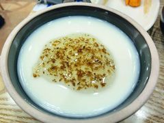 冰酿豆花-叁煨蹄花·下饭盐帮菜(人民广场店)