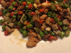 -川流不息·地道川菜·小龙虾(松东路店)