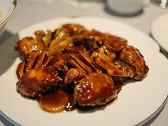 毛蟹炒年糕-屋里厢上海菜馆