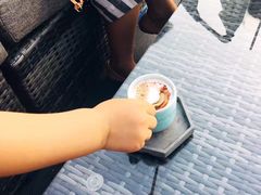 -UNI UNI(环亚凯瑟琳店)