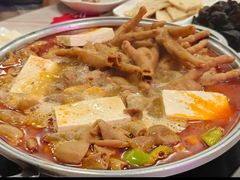 -彭记铁锅肥肠(东四总店)