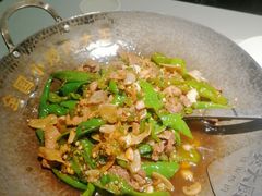 -费大厨辣椒炒肉(高铁吾悦广场店)