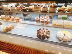 -焙丽拾光(麦凯乐直营店)