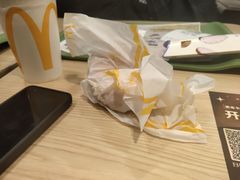 -麦当劳(轻轨曹杨路店)