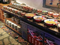 -老牌坊云南鱼豆花火锅(爱建店)