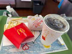 -麦当劳(新天地得来速店)