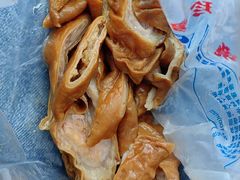 -老鼎万春卤菜(五代传承创始老店)