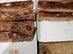 炸灌肠-左邻右舍褡裢火烧(石榴园店)