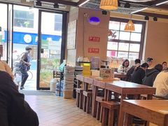 -云阿蛮云南生烫牛肉米线(奉贤路店)