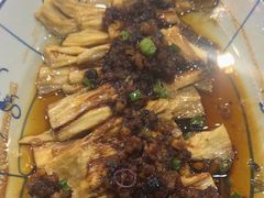 -明本湛江鸡•海鲜小厨(陈家祠店)