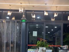 -鹏城人家海鲜酒家·23年老字号(较场尾店)