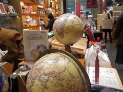 -西西弗书店&矢量咖啡(凯德晶萃广场店)